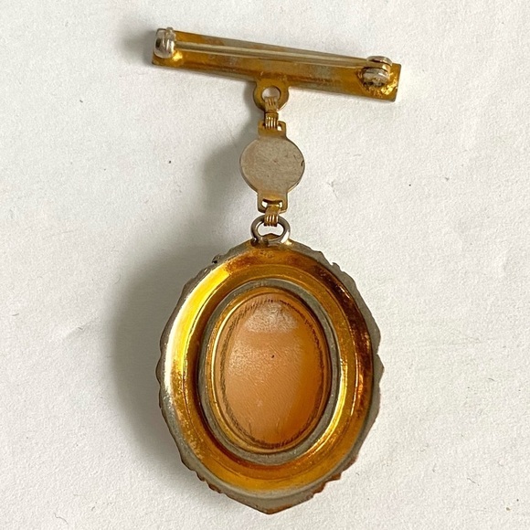Vintage Cameo Brooch Victorian Style Carved Female Profile Portrait Gold Pin - Picture 7 of 11